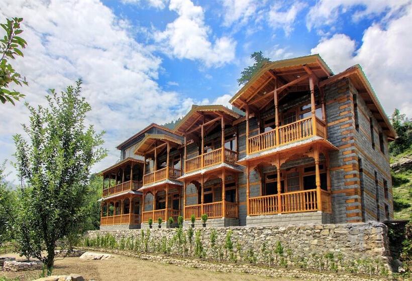 Hotel 8fold By Larisa, Jibhi