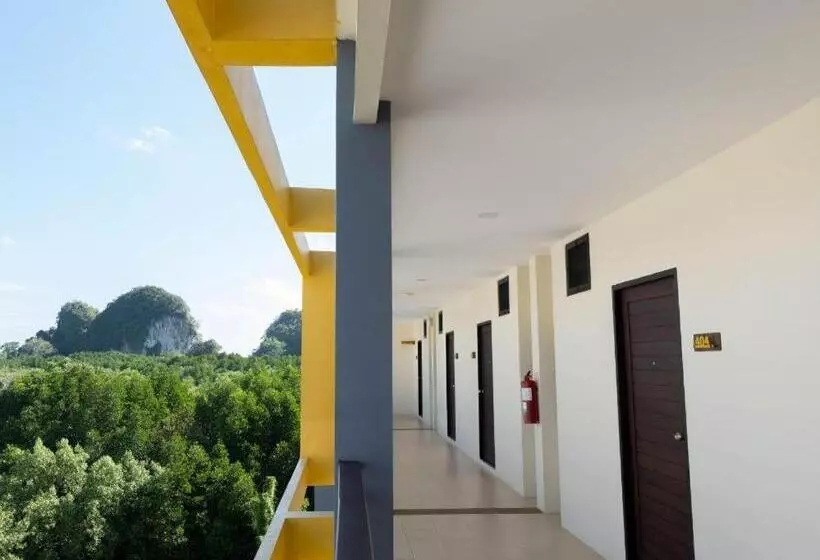 هتل The Nest Krabi