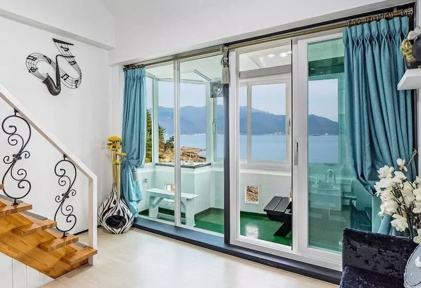 Namhae Opera House Pension