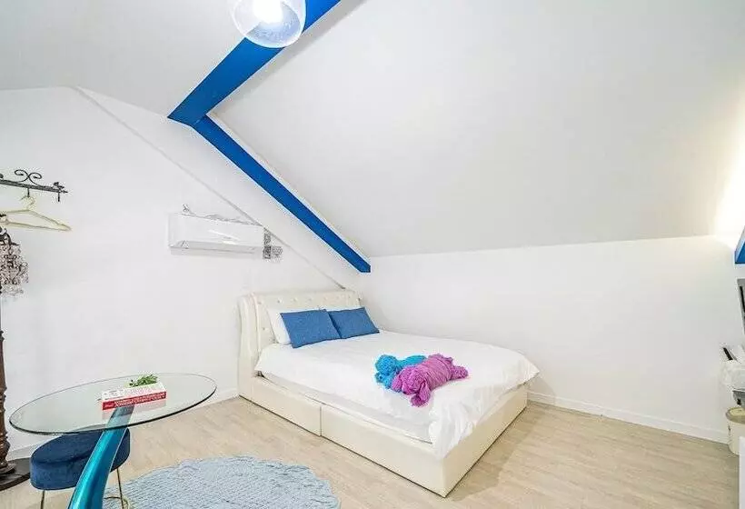 Namhae Opera House Pension