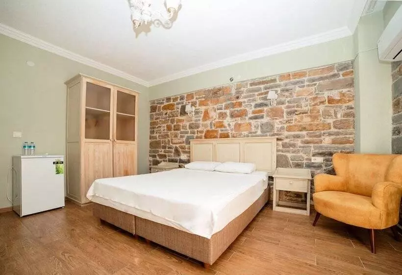 Yakamoz Otel