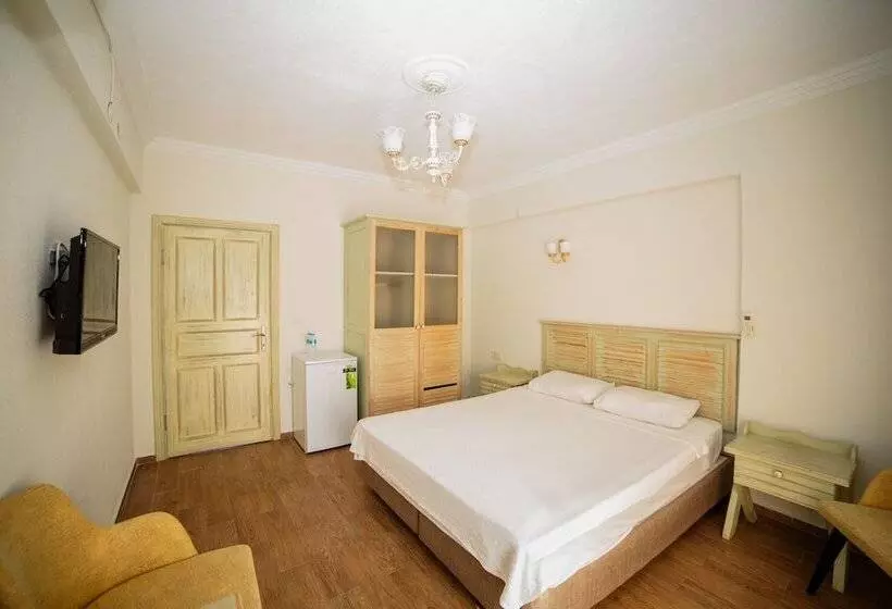 Yakamoz Otel