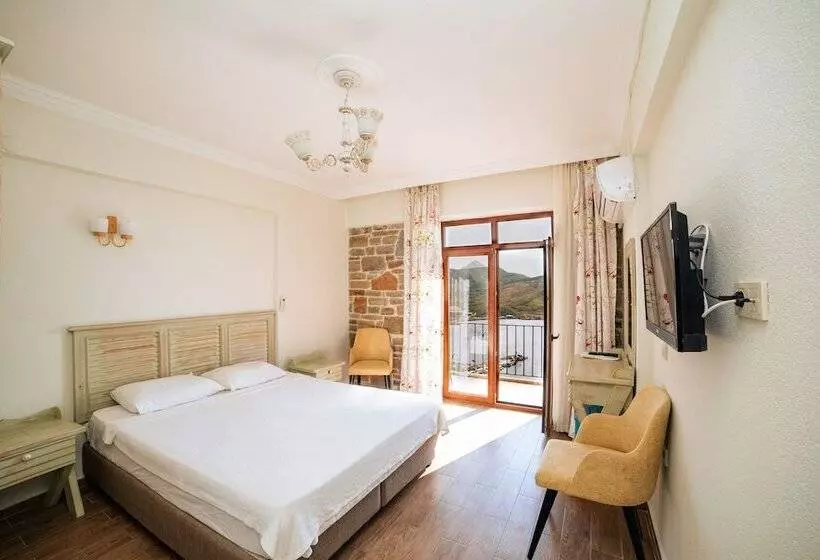 Yakamoz Otel
