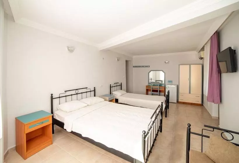 Yakamoz Otel