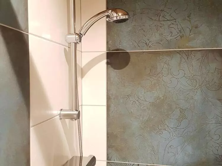 Hotelli Au Soleil De Gruyères Chez Chantal