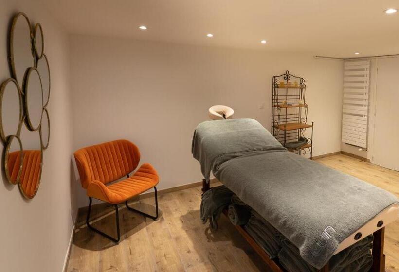 Hotel Le Petit Roulis