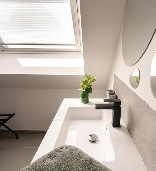 Hotel Le Petit Roulis