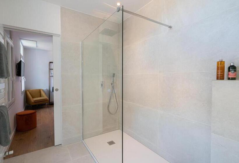 Hotel Le Petit Roulis