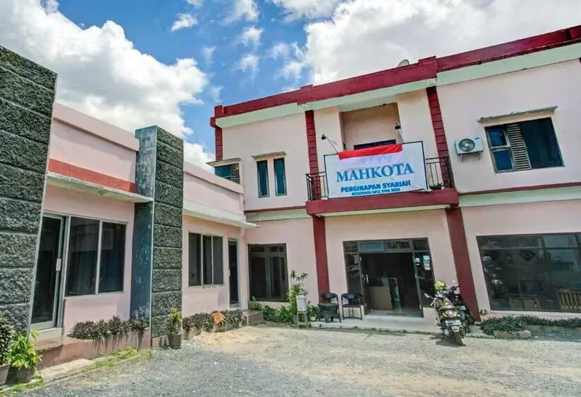 ホテル Oyo 3757 Mahkota Syariah Guesthouse
