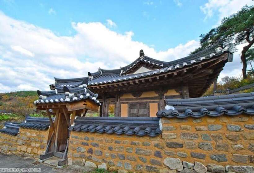 酒店 Youngcheon Gwiaegotaek Hanok Pension