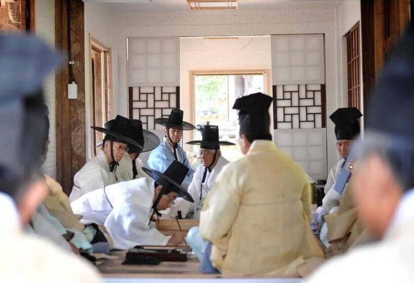 酒店 Youngcheon Gwiaegotaek Hanok Pension