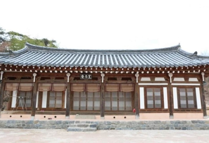 酒店 Youngcheon Gwiaegotaek Hanok Pension