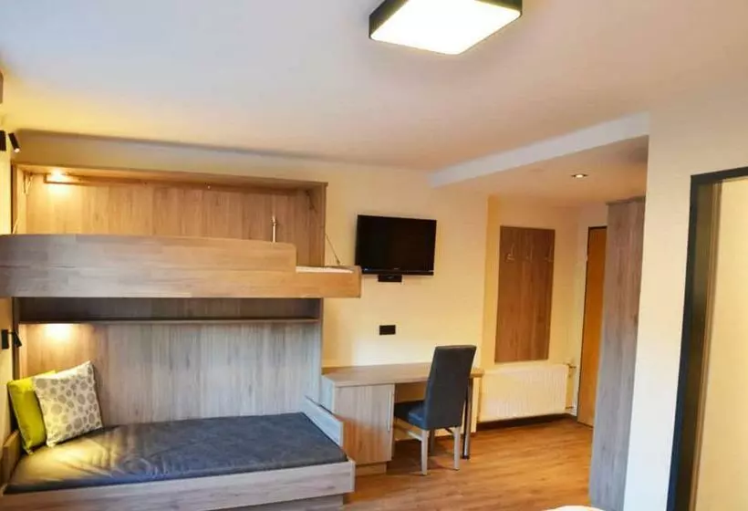 ユースホステル Die Reinbachstube