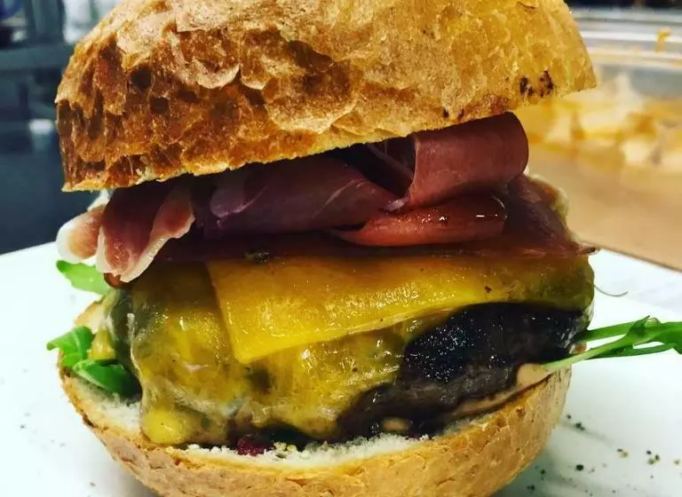 ユースホステル Die Reinbachstube