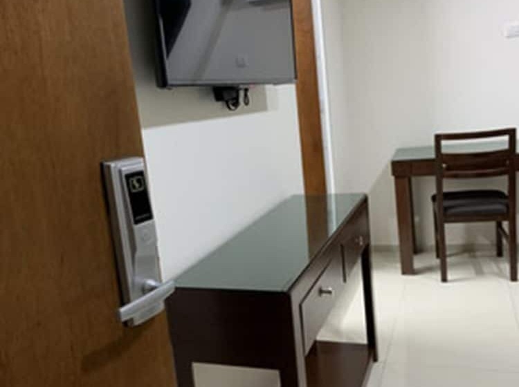 בית מלון כפרי Business By Grupo La Jolla