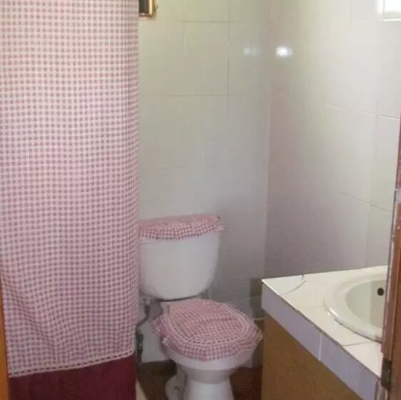 هتل Cabañas Peretei