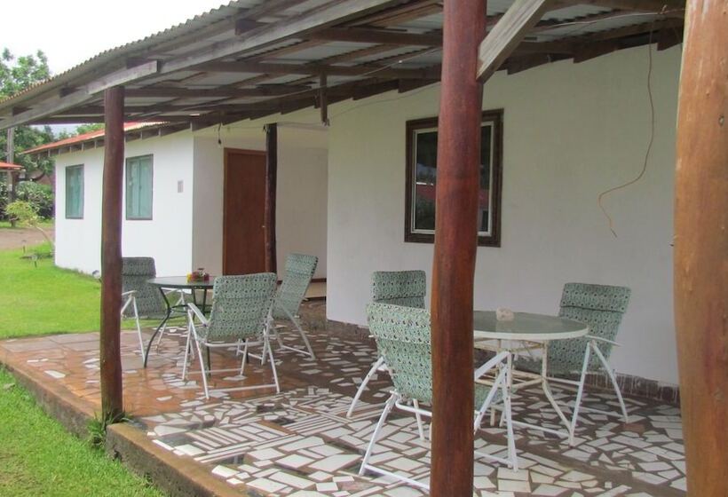 هتل Cabañas Peretei