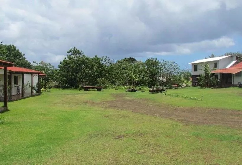 هتل Cabañas Peretei