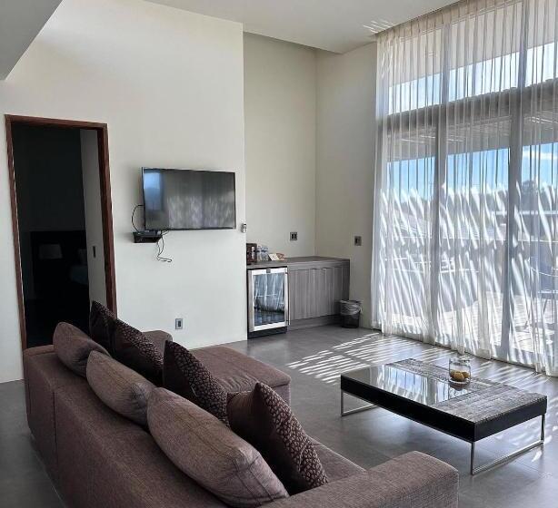 فندق Casa Urbina Wine Resort