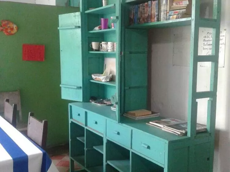 هتل Hostal La Mexicana