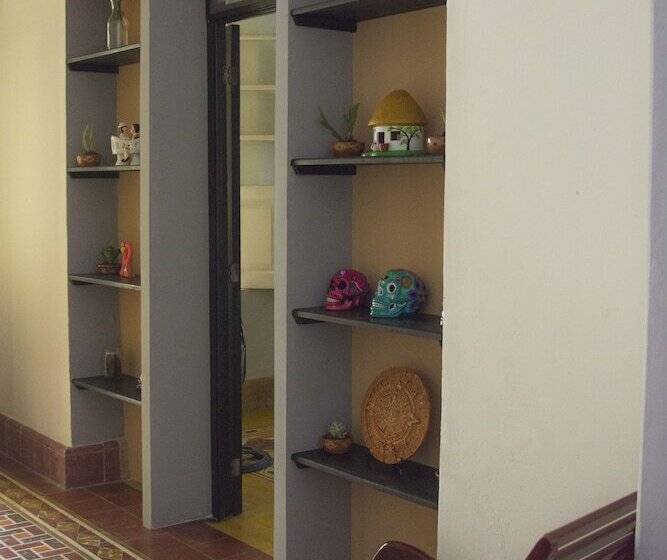 בית מלון כפרי Hostal Rosa Mexicano   Hostel