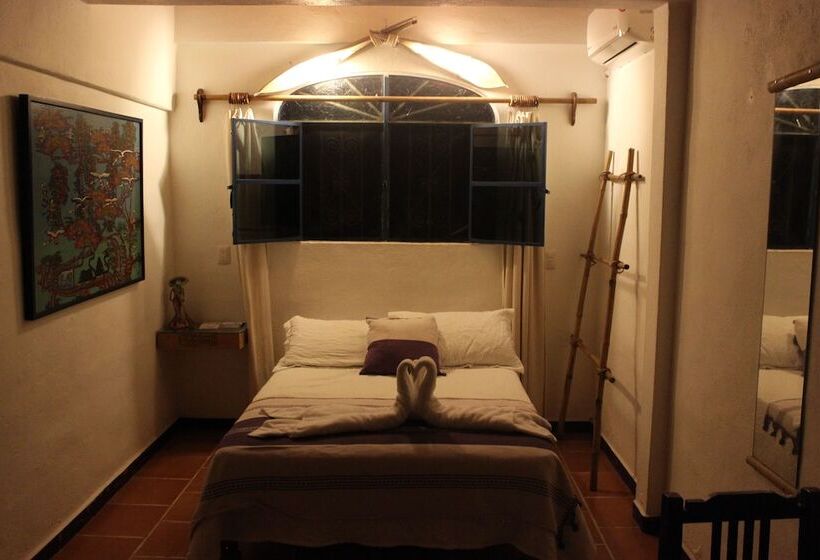 בית מלון כפרי La Morada Sayulita