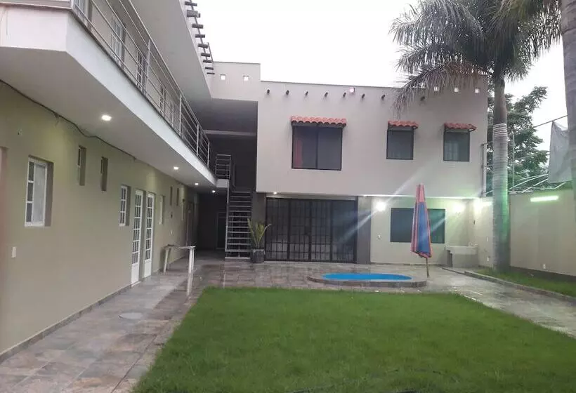 Hotelli Las Palmas Jocotepec