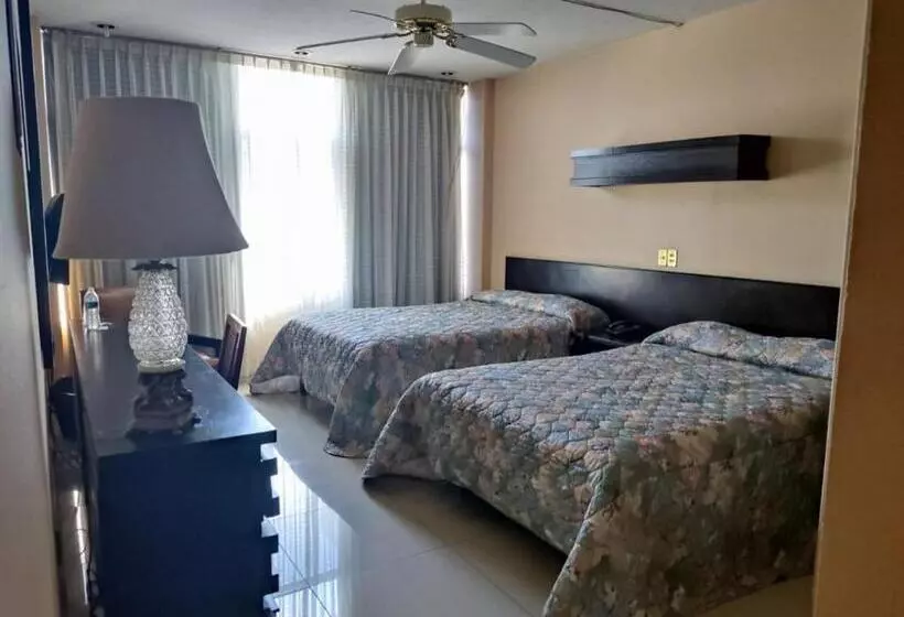 ホテル Mary Celaya