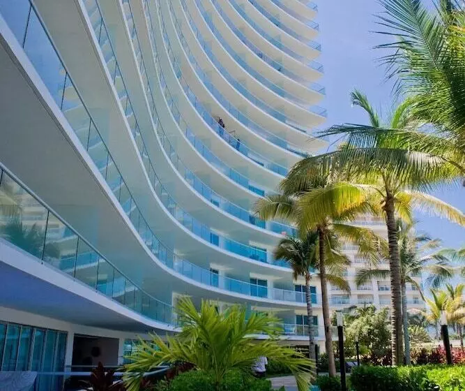 ホテル Ocean View 2 Bed 2 Bathr Península