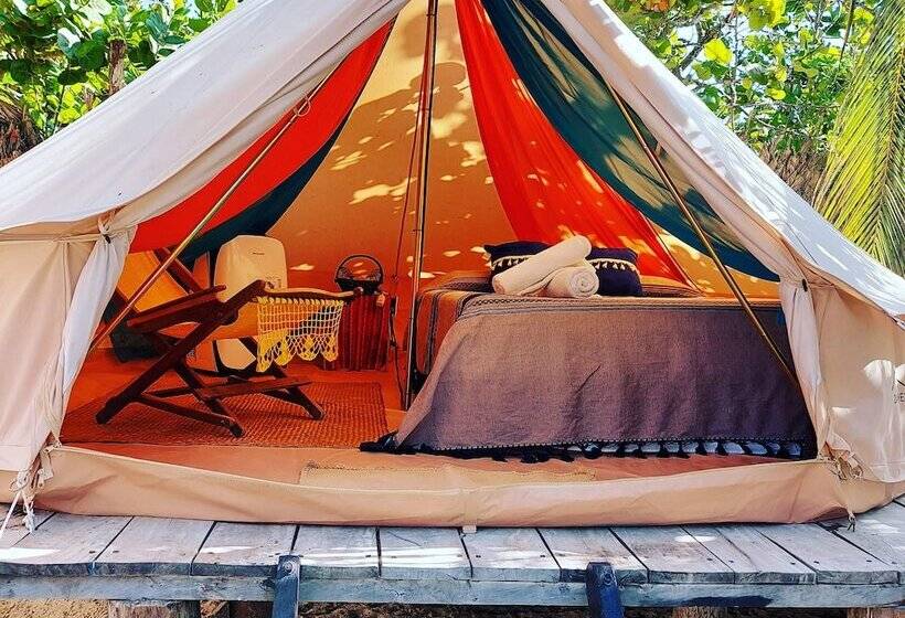 בית מלון כפרי Playa Las Palmas Glamping Tulum