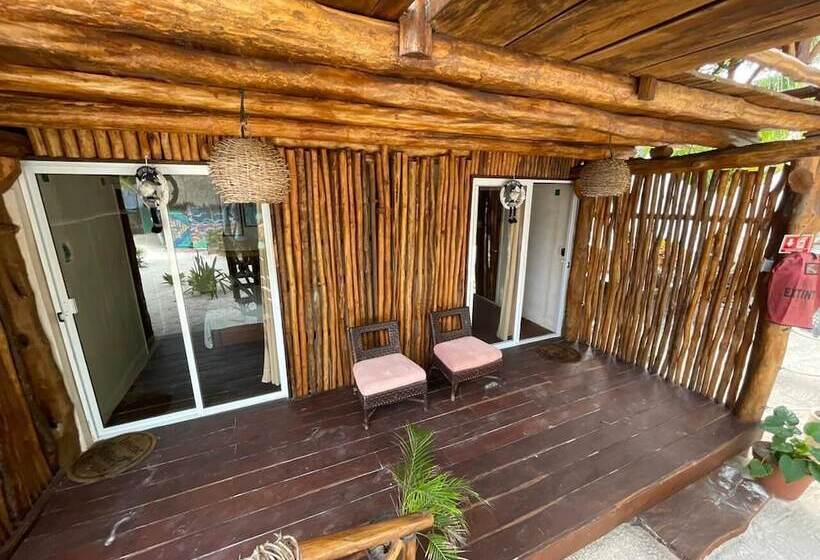 בית מלון כפרי Playa Las Palmas Glamping Tulum