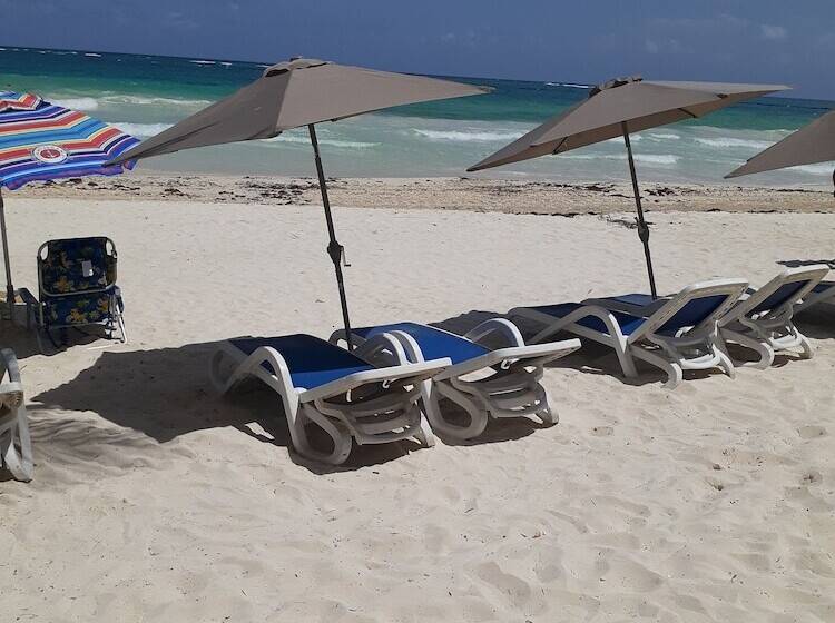 בית מלון כפרי Playa Las Palmas Glamping Tulum