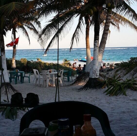 בית מלון כפרי Playa Las Palmas Glamping Tulum