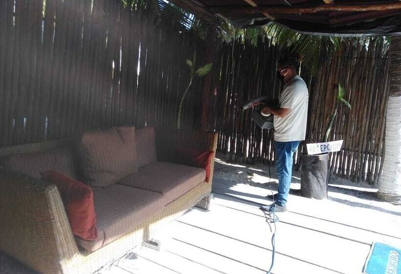 בית מלון כפרי Playa Las Palmas Glamping Tulum