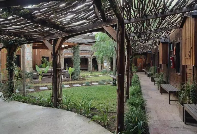 Hotelli Valle 13 Ruta Del Vino