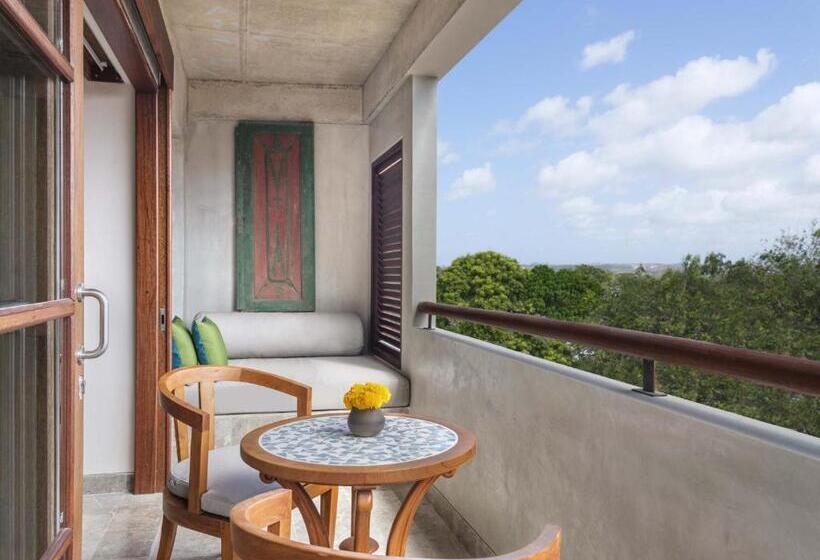 בית מלון כפרי Amnaya Resort Nusa Dua