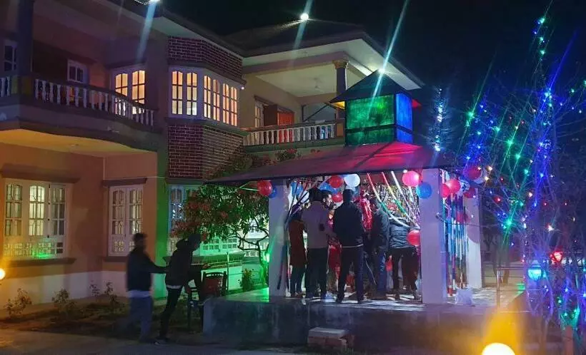 هتل London House Resort