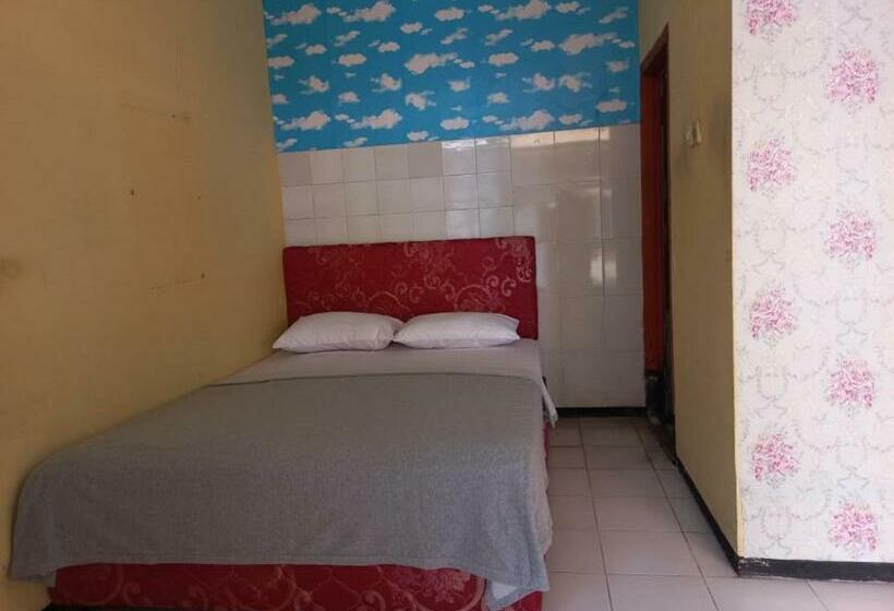 Hotel Oyo 90757 Am Key Villa Tretes 1