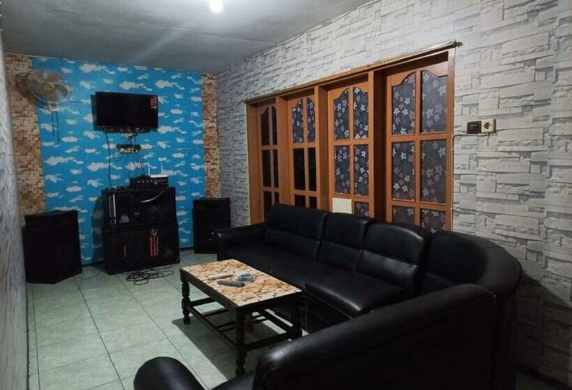 Hotel Oyo 90757 Am Key Villa Tretes 1