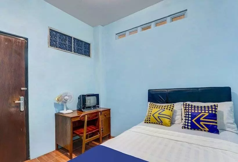 Hotelli Spot On 90744 Alika Homestay