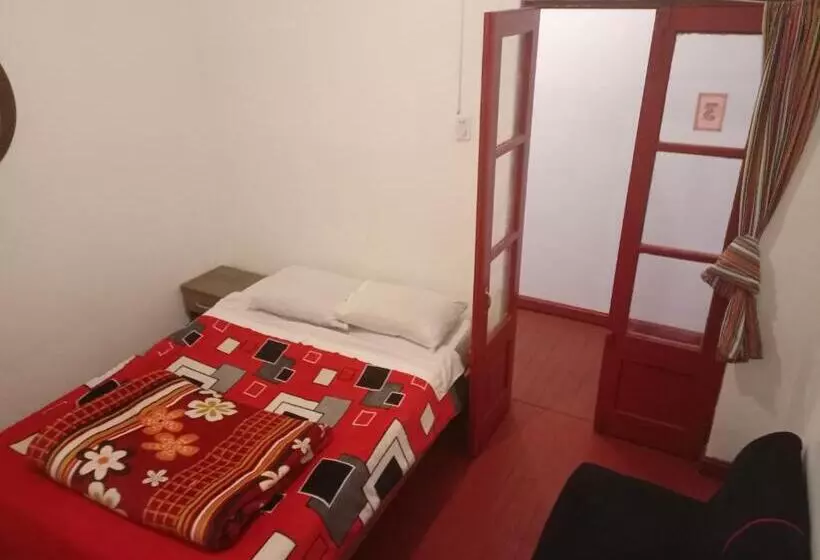 هاستل Sk Hostal