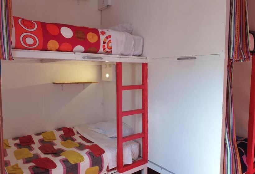 فندق صغير Sk Hostal