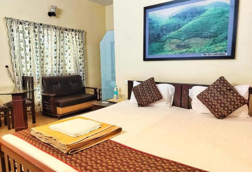 בית מלון כפרי Cherai Beach Valley