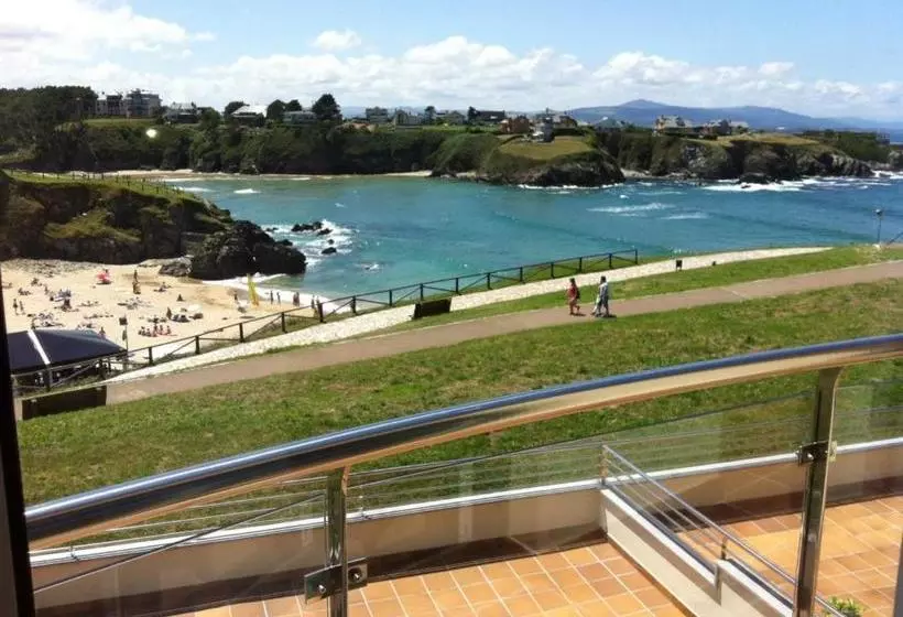 Apartamentos Turísticos Playa De Tapia