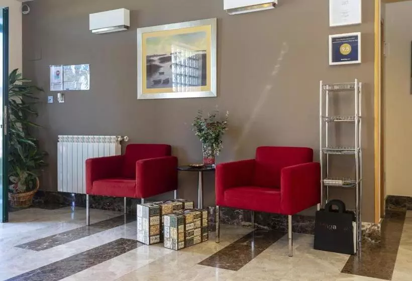 Apartamentos Turísticos Playa De Tapia