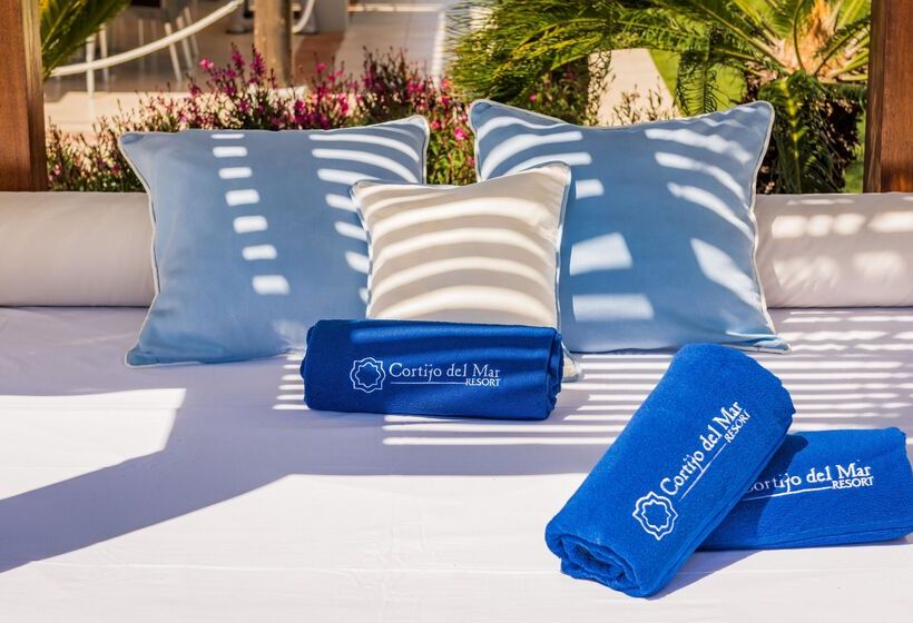 Cortijo Del Mar Resort