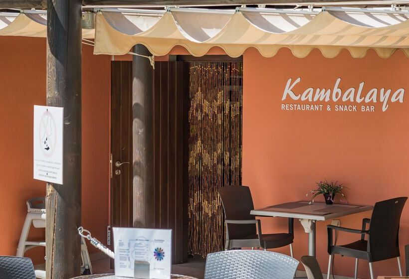 Cortijo Del Mar Resort