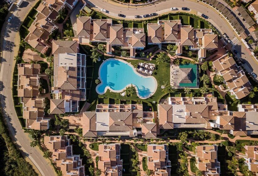 Cortijo Del Mar Resort