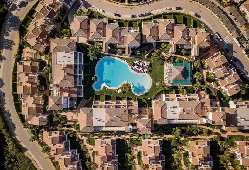 Cortijo Del Mar Resort