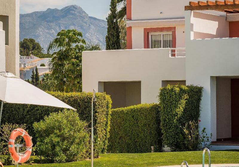 Cortijo Del Mar Resort